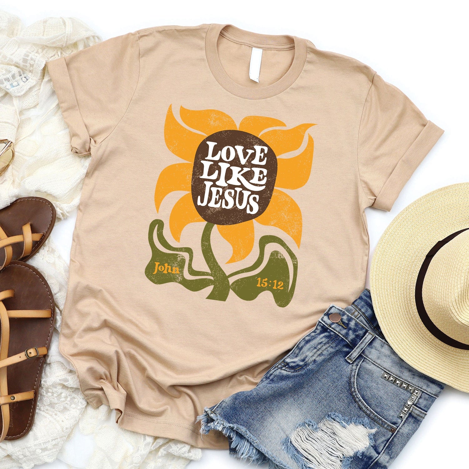Love Like Jesus Flower  | Short Sleeve Tee | Heather Sand Dune | Layflat | 5267
